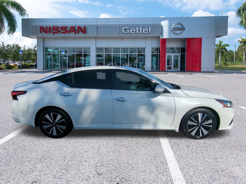 2022 Nissan Altima 2.5 SL photo 4
