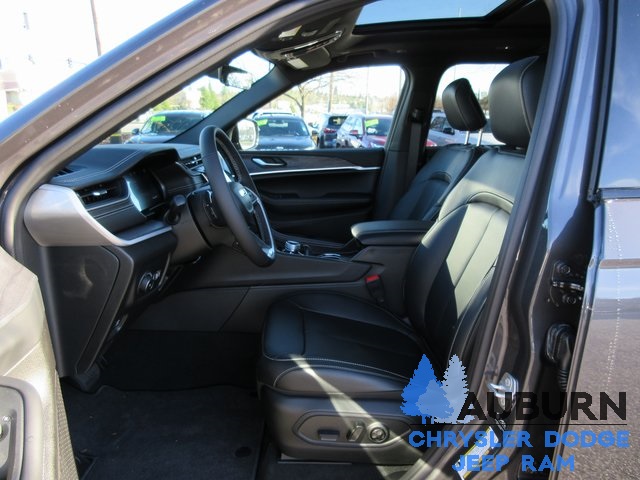 2025 Jeep Grand Cherokee L photo 6