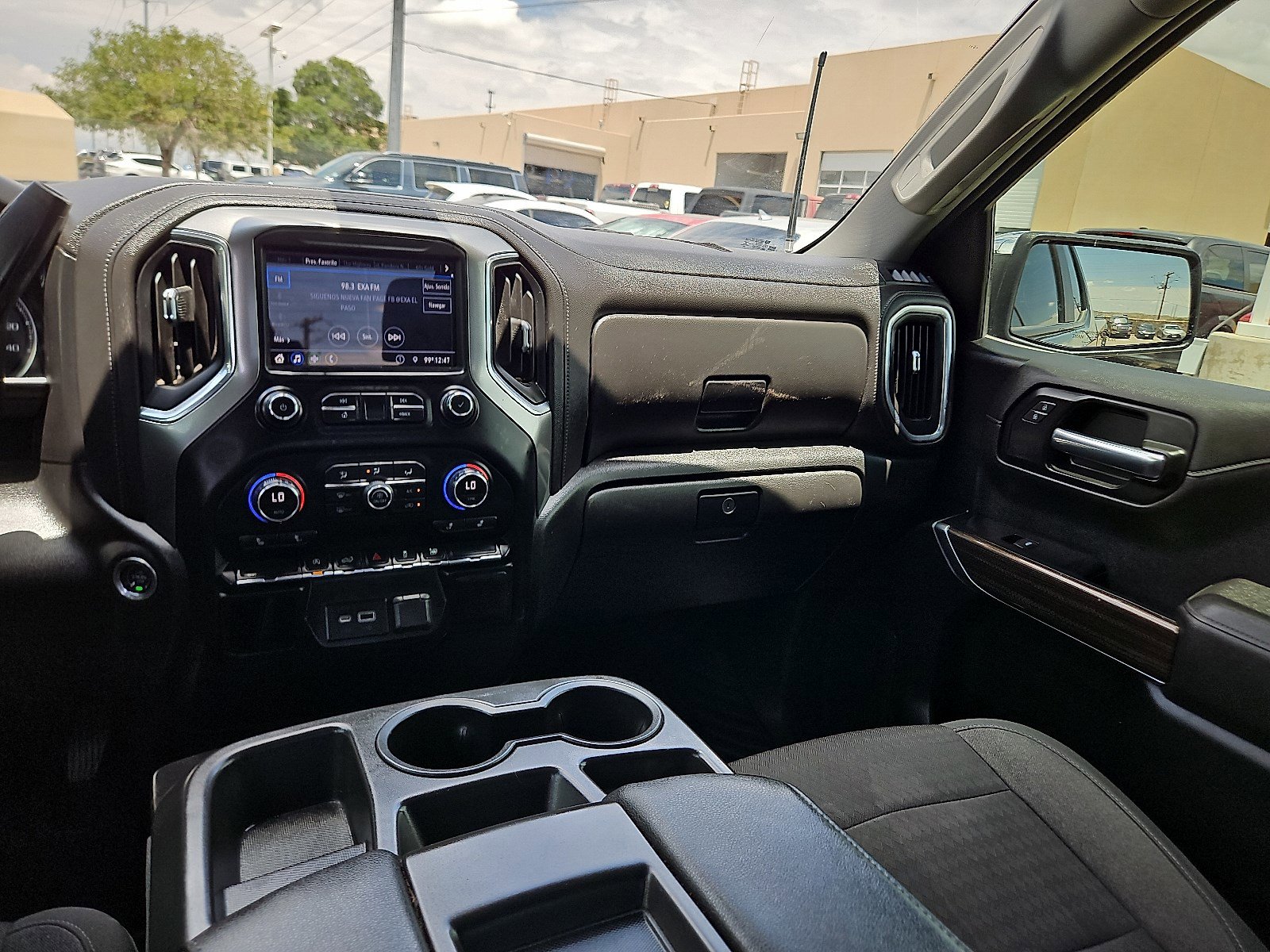 2021 Chevrolet Silverado 1500 LT photo 14