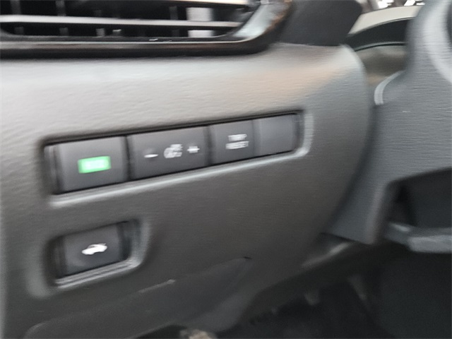 2020 Nissan Sentra SV photo 24