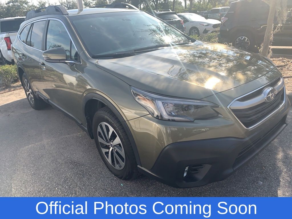 2020 Subaru Outback Premium's photo