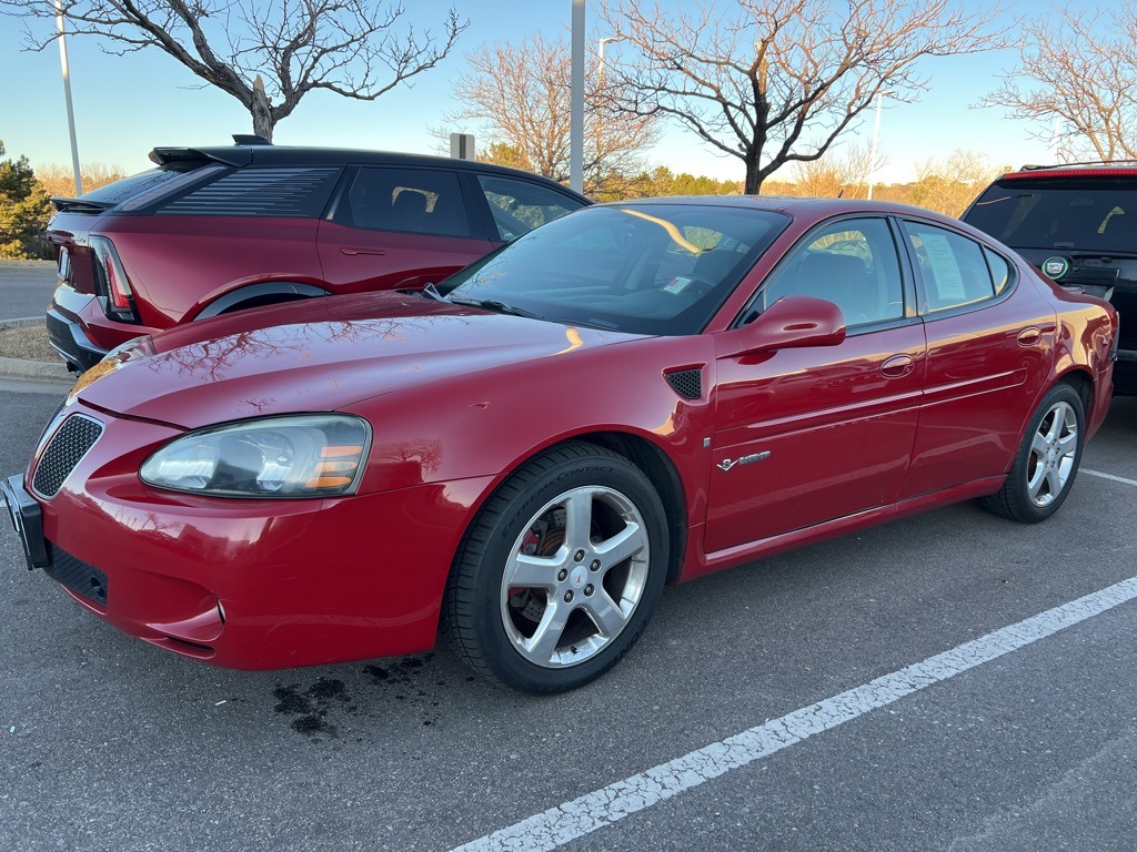 Used 2008 Pontiac Grand Prix GXP with VIN 2G2WC55CX81122077 for sale in Lone Tree, CO