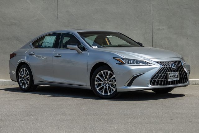 2025 Lexus ES 350 photo 10