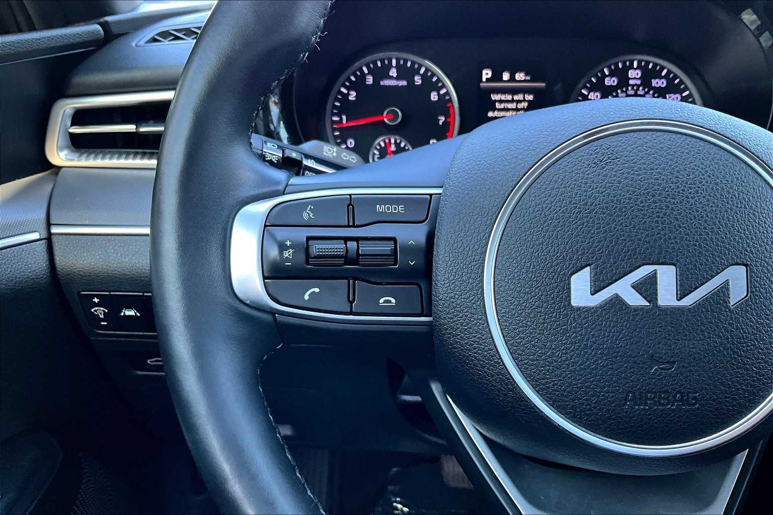 2022 Kia K5 GT-Line photo 22