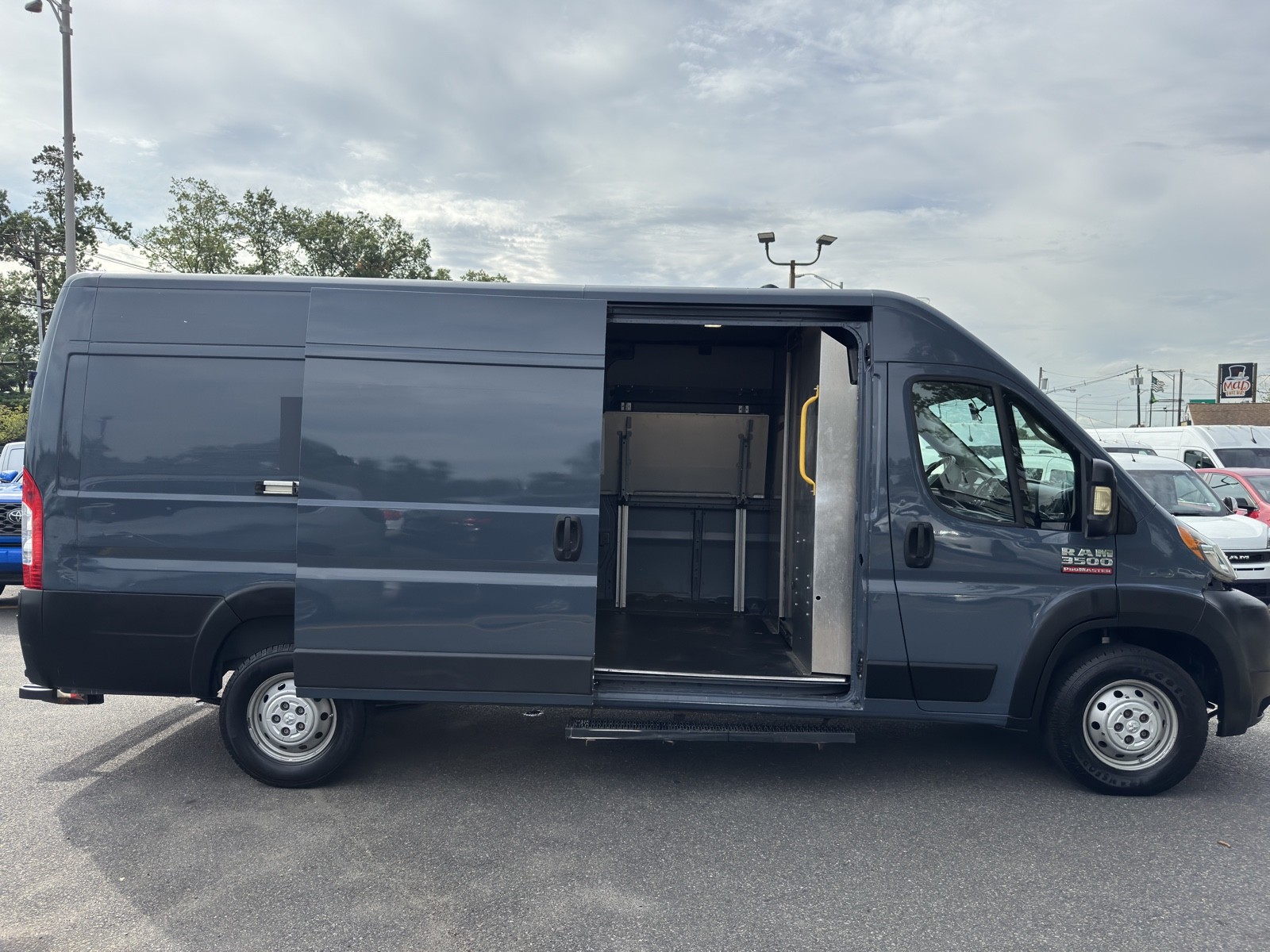 2019 Ram ProMaster 3500 photo 8