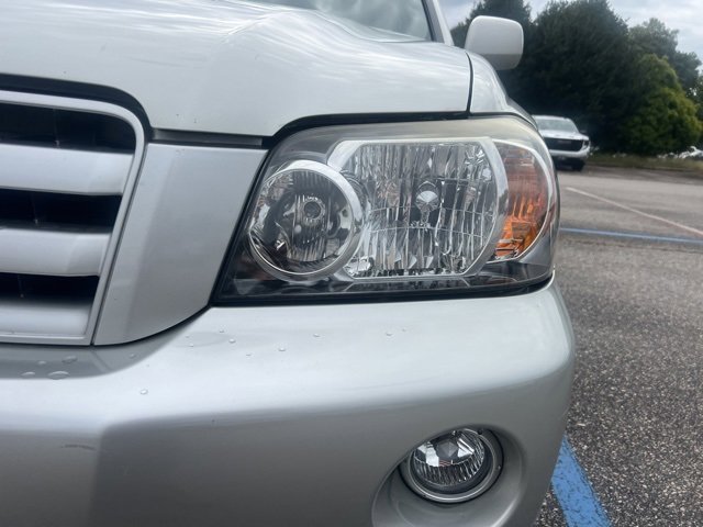 2004 Toyota Highlander Limited photo 13