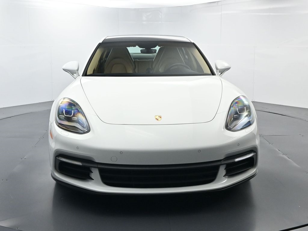 2019 Porsche Panamera Base photo 16