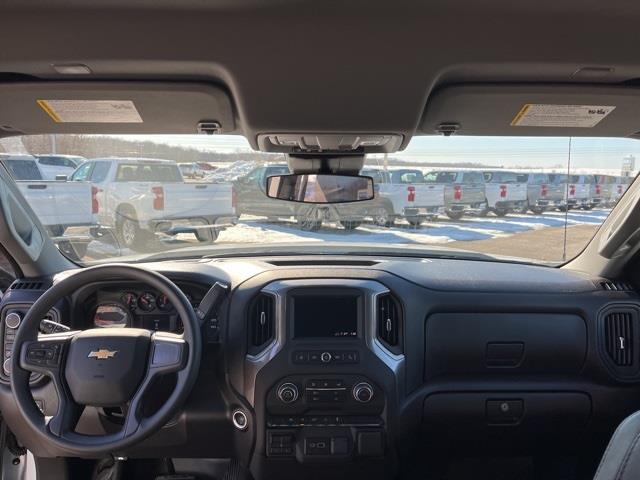 2025 Chevrolet Silverado 1500 photo 4