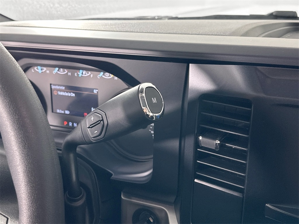 2025 Ford F-250 photo 16
