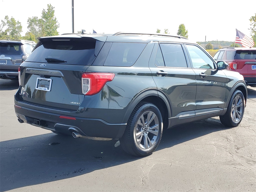 2022 Ford Explorer XLT photo 5