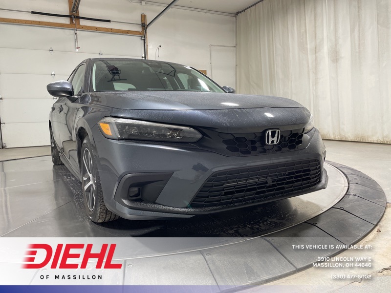 2024 Honda Civic Hatchback LX's photo