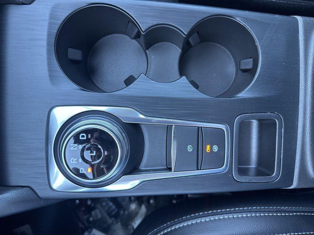 2025 Ford Escape Plug-In Hybrid photo 35