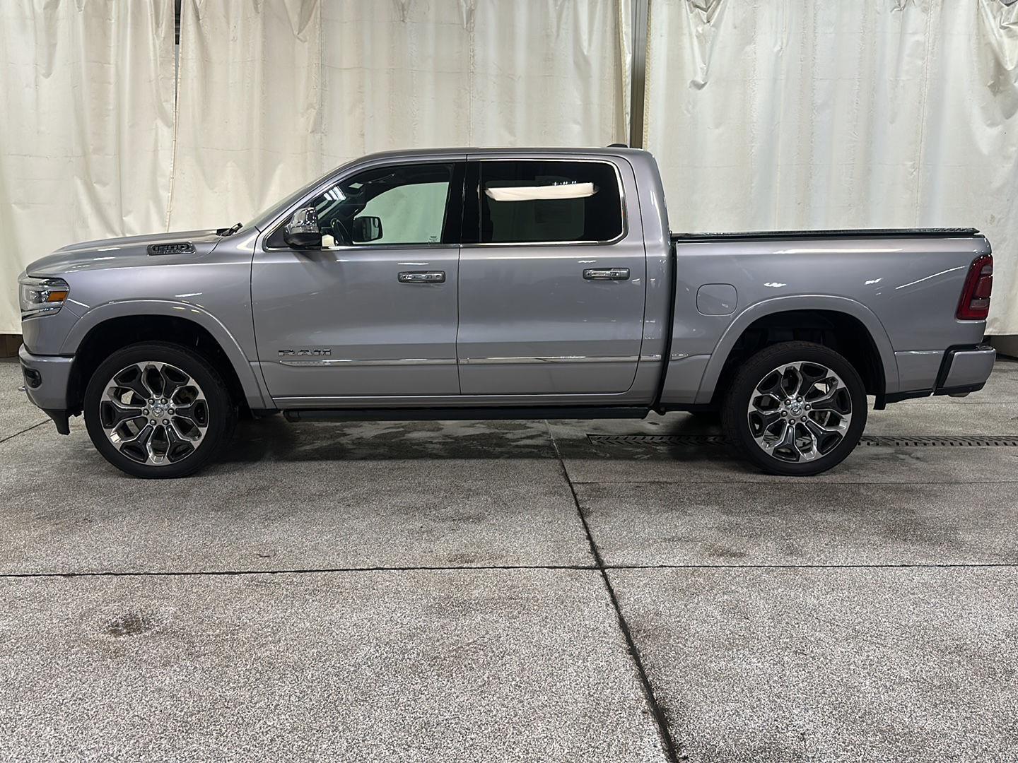 Used 2020 RAM Ram 1500 Pickup Limited with VIN 1C6SRFHT3LN165989 for sale in Waconia, Minnesota