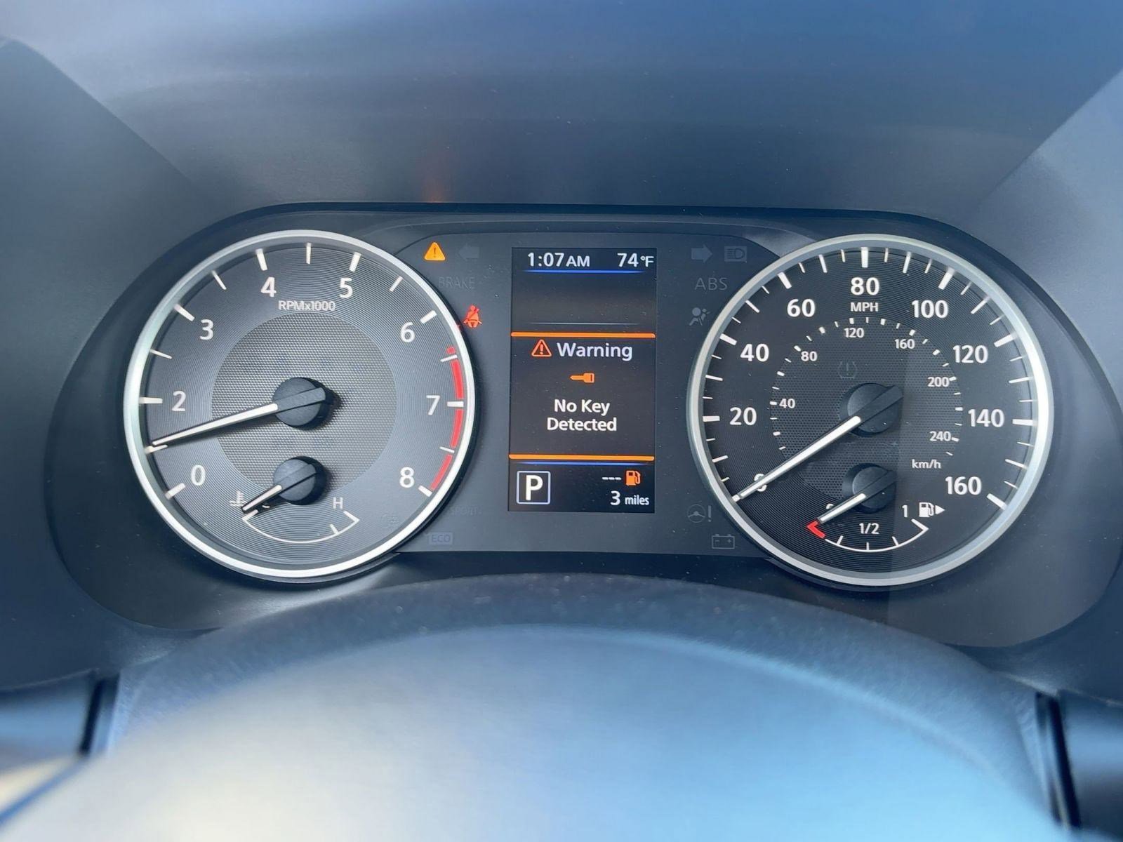 2025 Nissan Sentra S photo 18