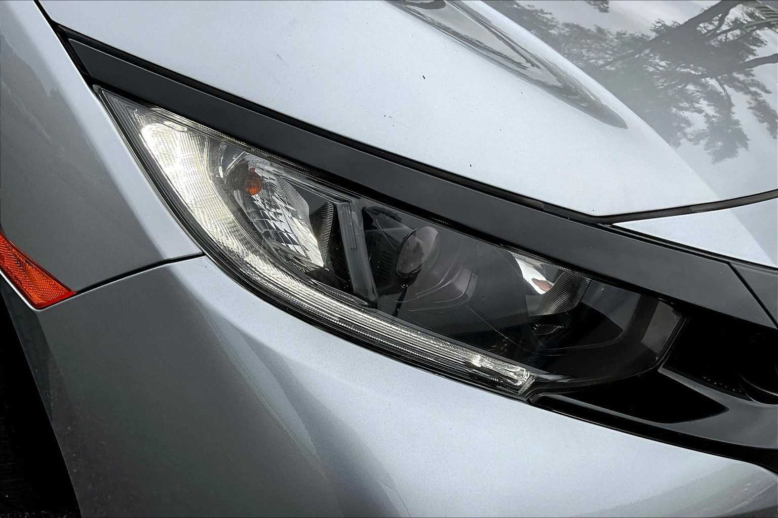 2021 Honda Civic Hatchback EX photo 26