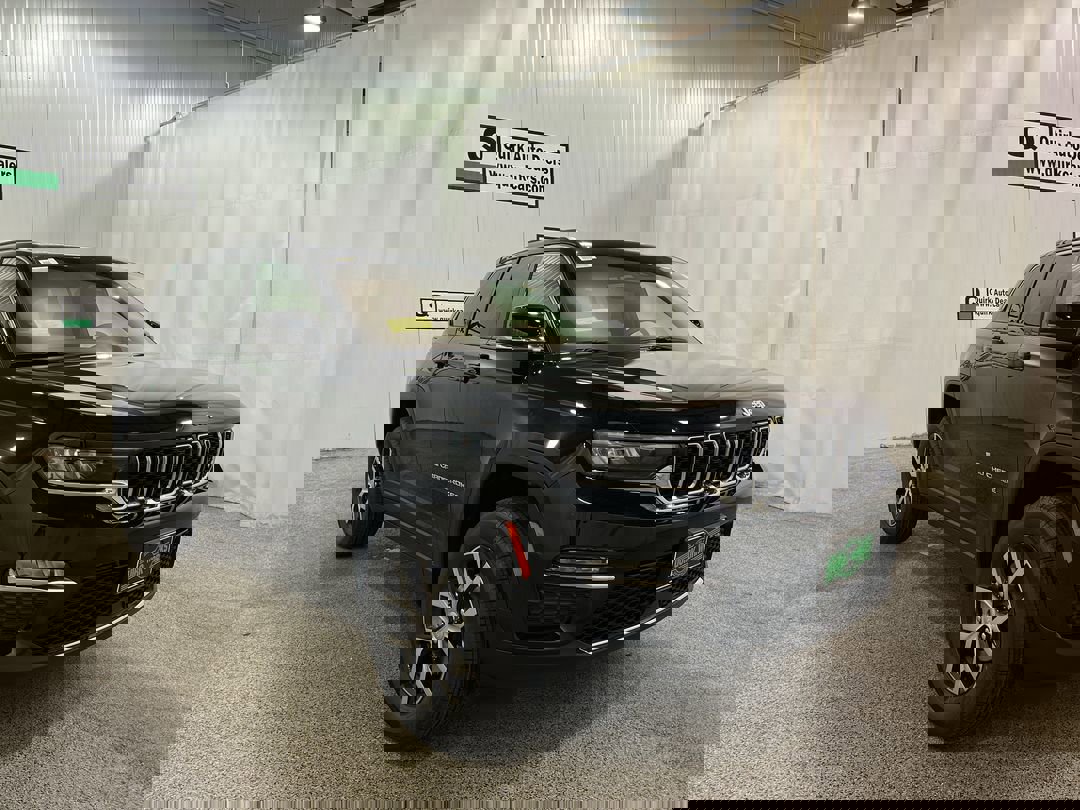 2025 Jeep Grand Cherokee Limited's photo