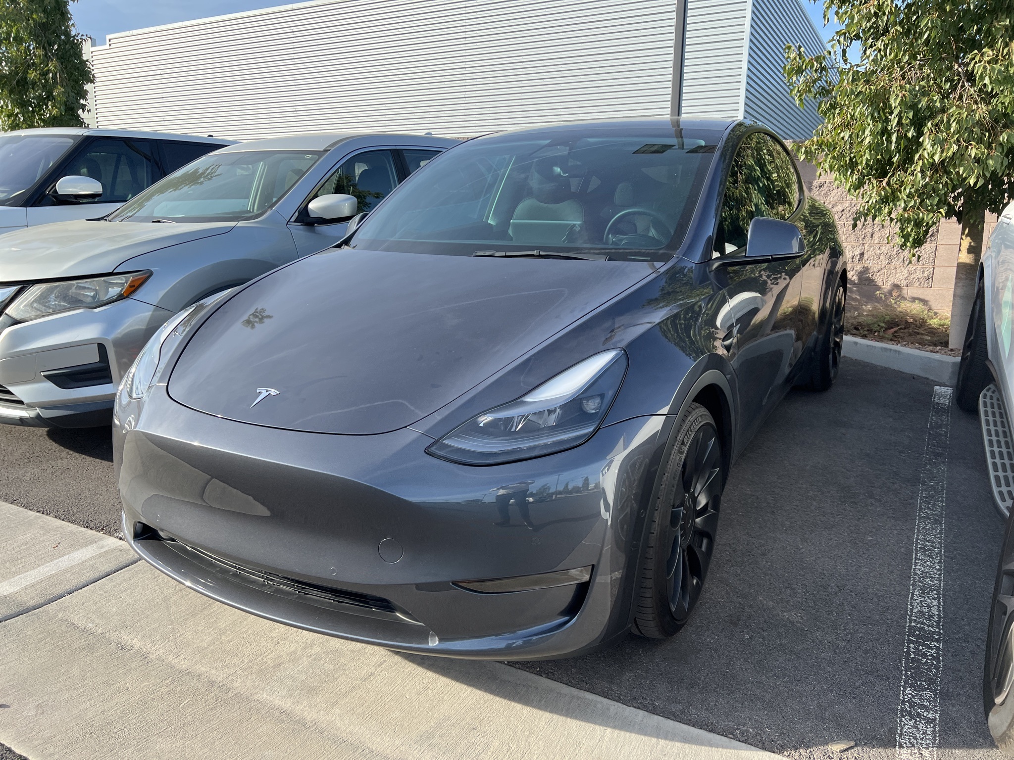 Used 2022 Tesla Model Y Performance with VIN 7SAYGDEF6NF505474 for sale in Kansas City