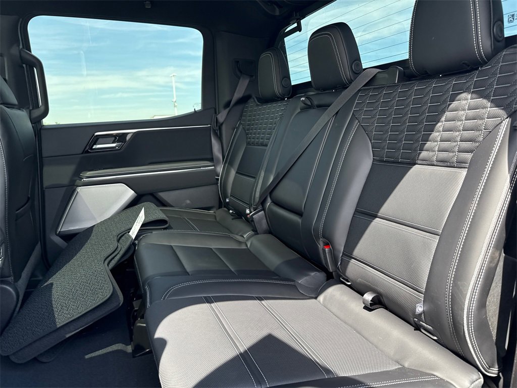 2025 Gmc Sierra EV Denali photo 32
