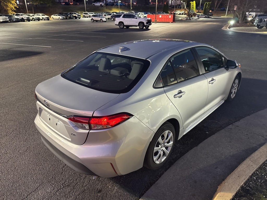 Used 2025 Toyota Corolla LE with VIN 5YFB4MDEXSP234469 for sale in Northfield, Minnesota