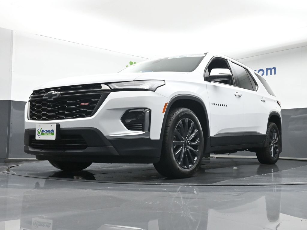 2022 Chevrolet Traverse RS photo 3