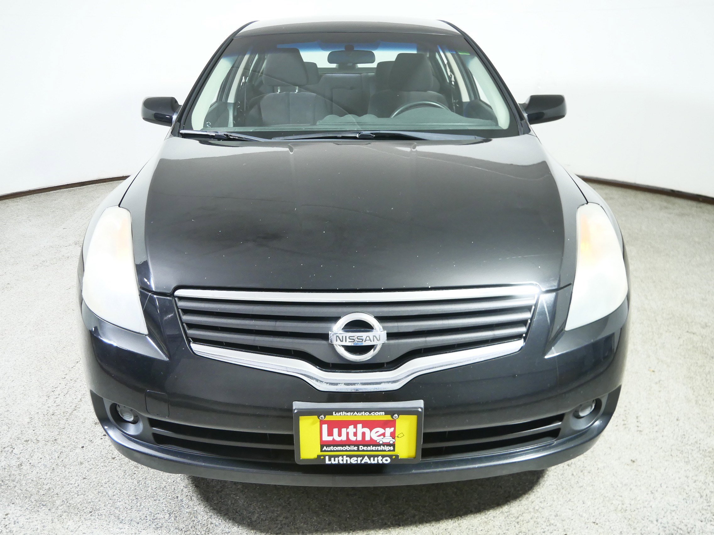2009 Nissan Altima 2.5 S photo 2