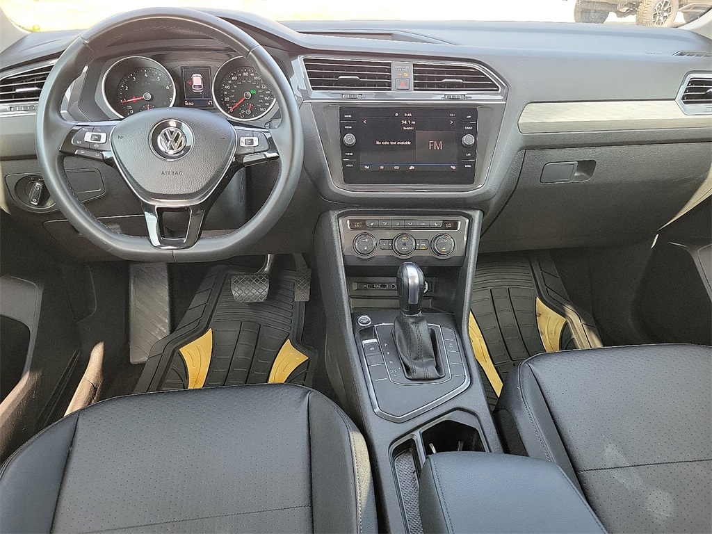 2020 Volkswagen Tiguan SE photo 11