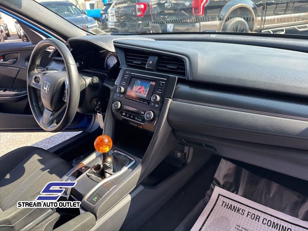 2018 Honda Civic Sport photo 26