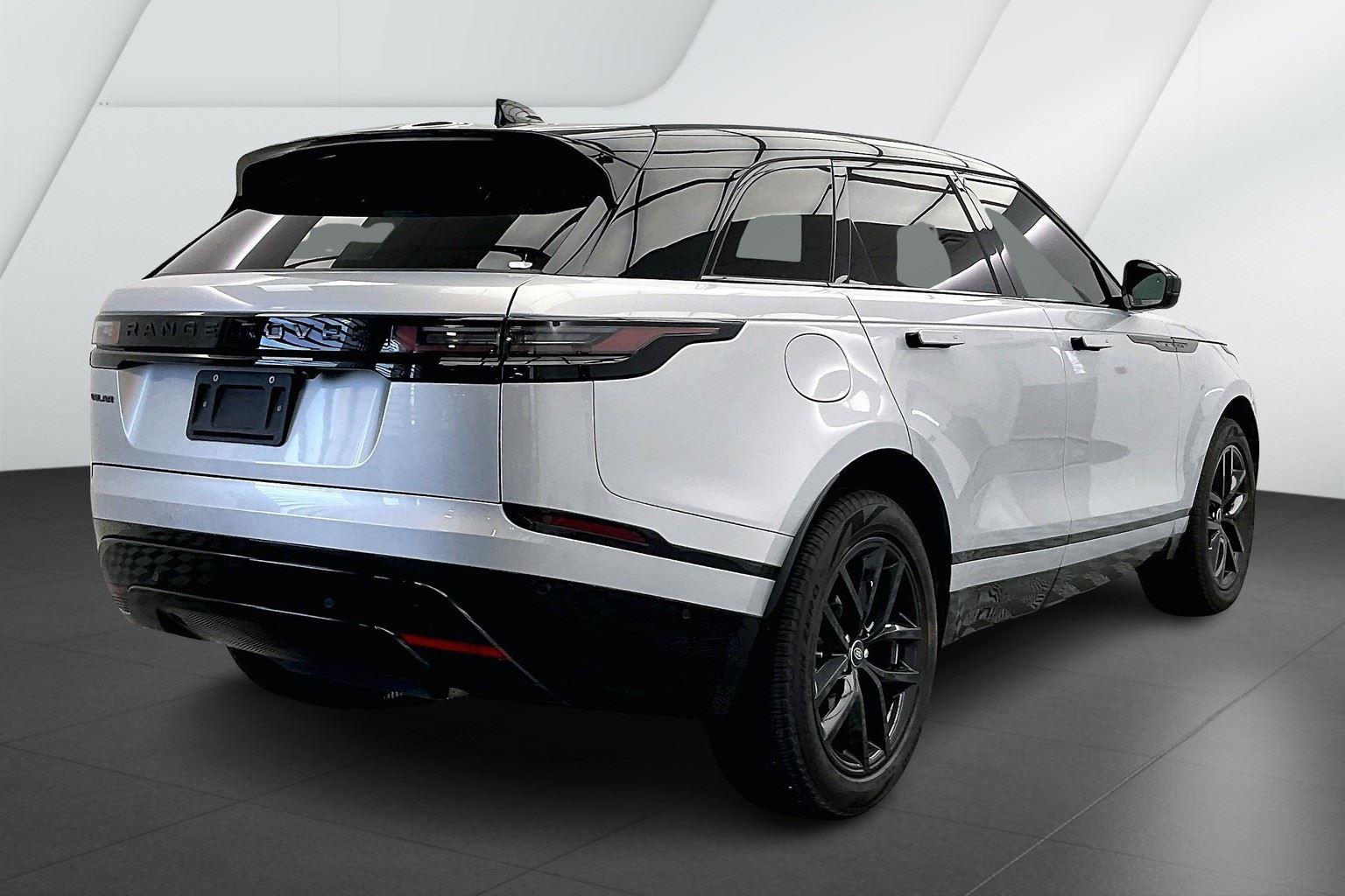 2025 Land Rover Range Rover Velar SE photo 9