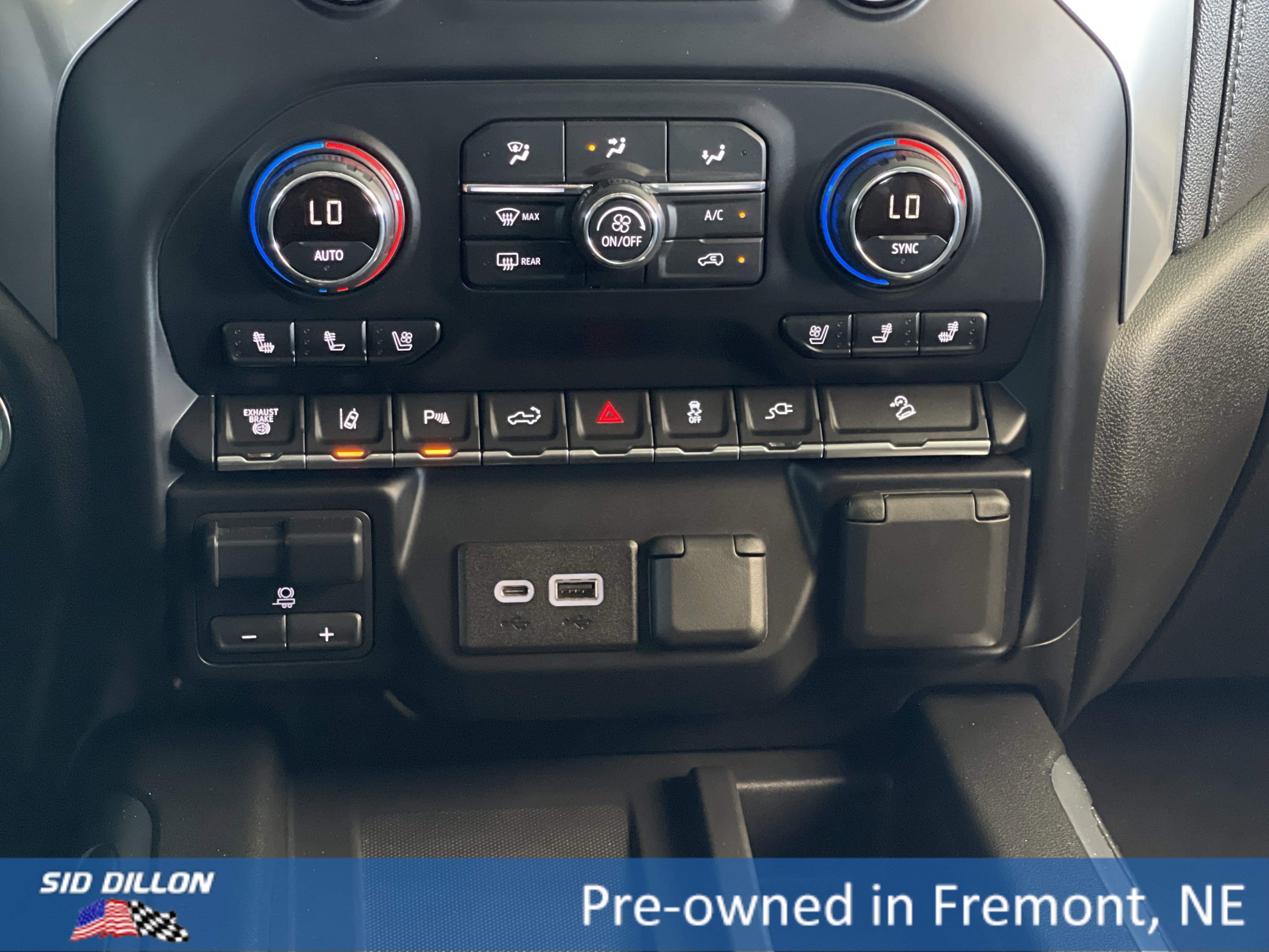 Used 2020 Shadow Gray Metallic Chevrolet LTZ image 5