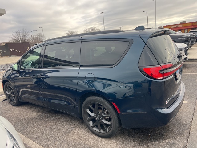 2021 CHRYSLER PACIFICA - Image 13