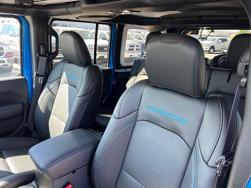 2023 Jeep Wrangler Rubicon 4xe photo 9