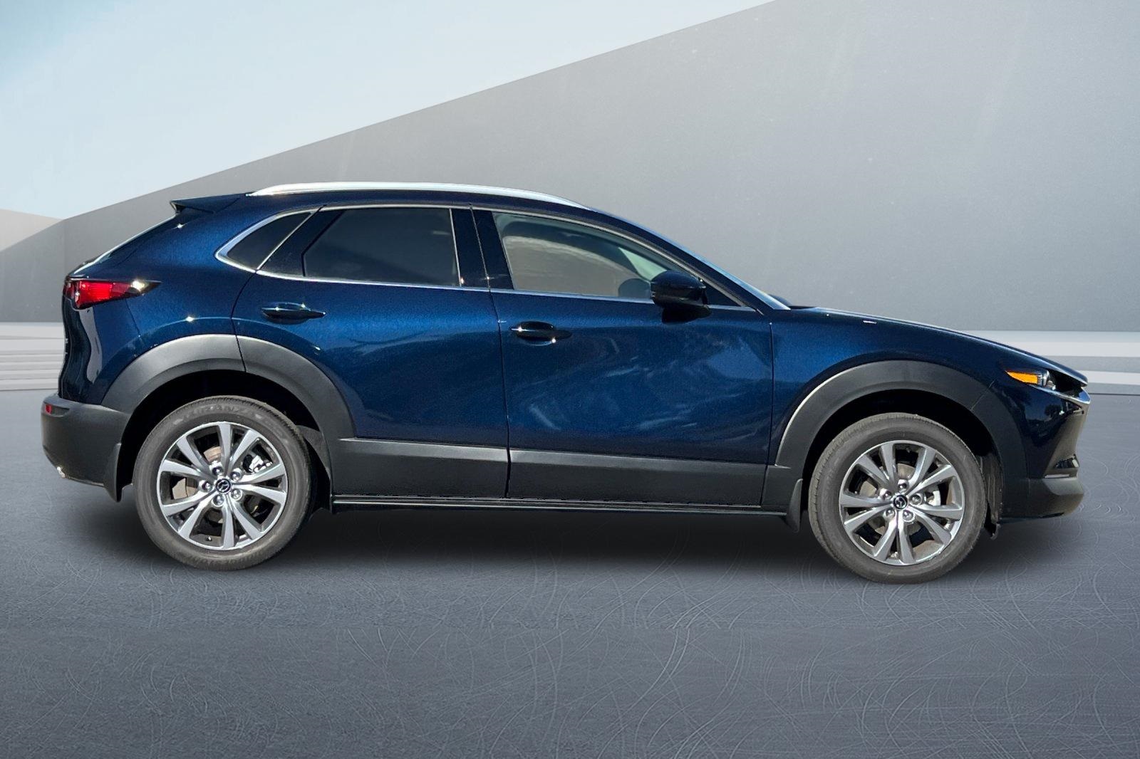 2025 Mazda CX-30 2.5 S Premium photo 2