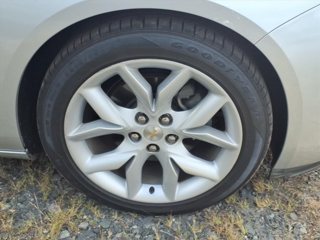 2015 Chevrolet Impala 2LT photo 4