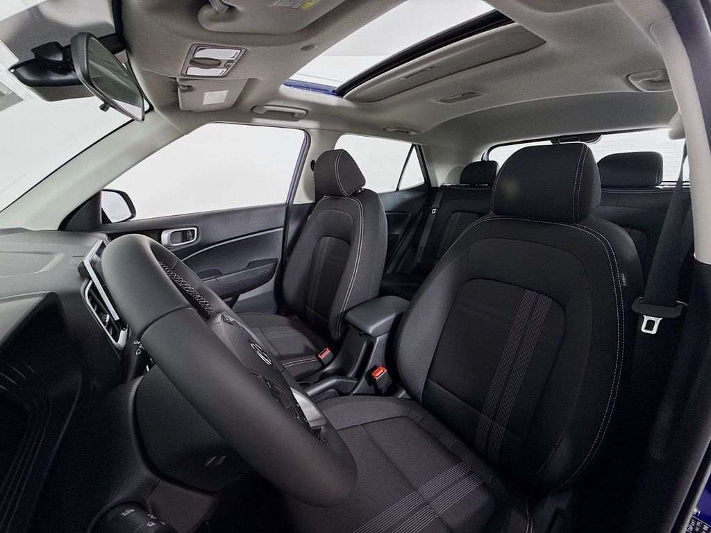 2026 Hyundai Venue SEL photo 20