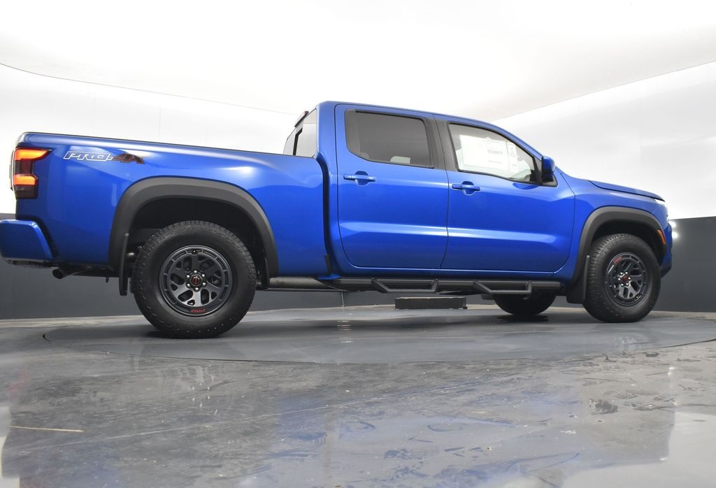 2025 Nissan Frontier photo 42