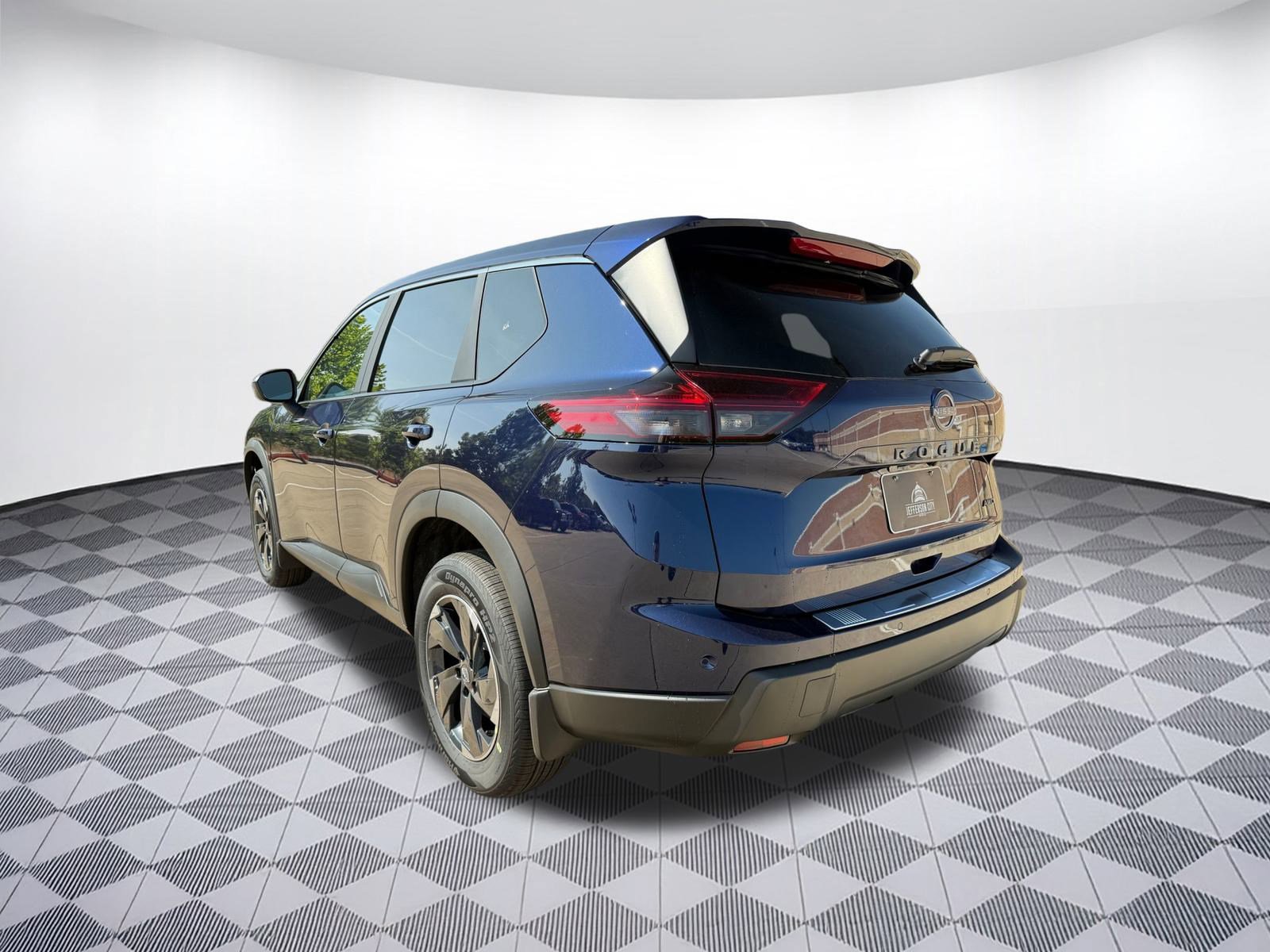2026 Nissan Rogue SV photo 2