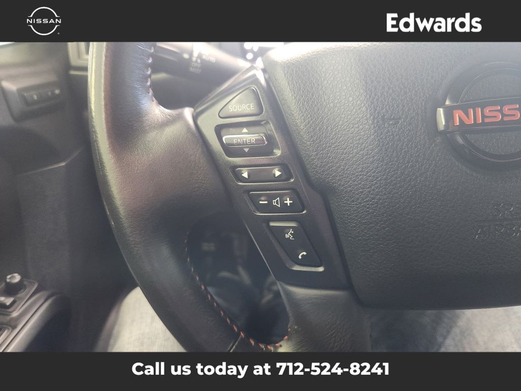 2020 Nissan Titan PRO-4X photo 19