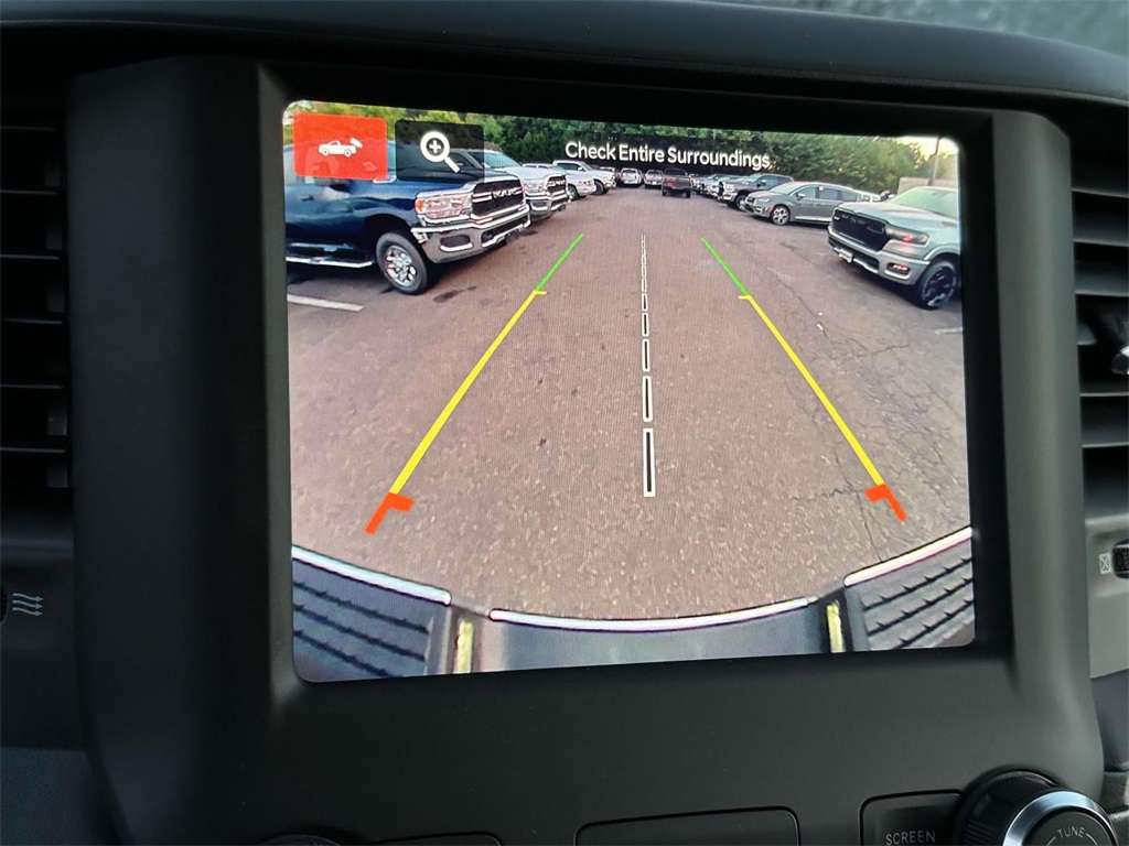 2024 Ram 2500 Tradesman photo 4