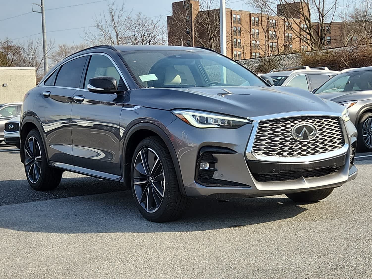 2025 Infiniti QX55 Essential photo 2