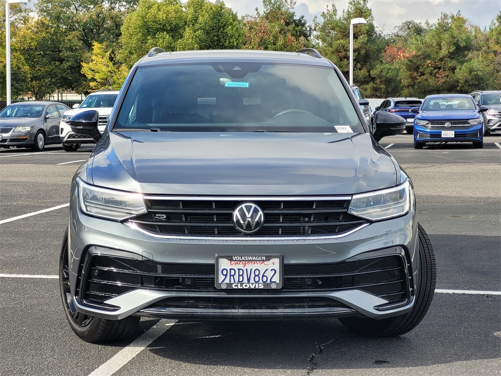 2024 Volkswagen Tiguan SE R-Line Black photo 3
