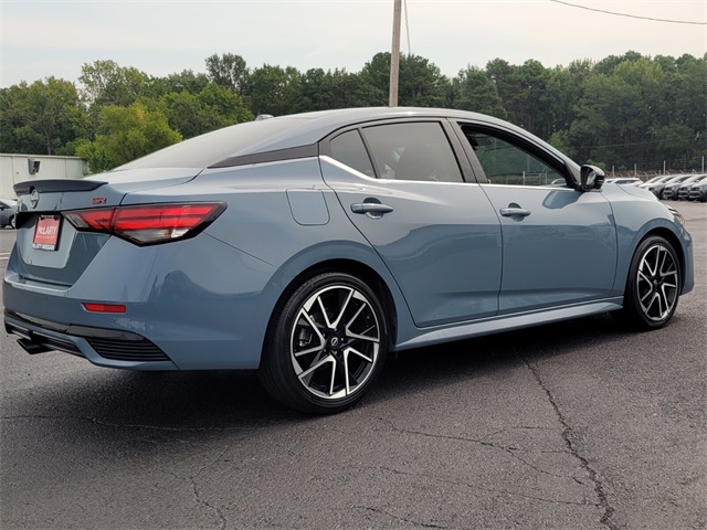 2024 Nissan Sentra SR photo 3