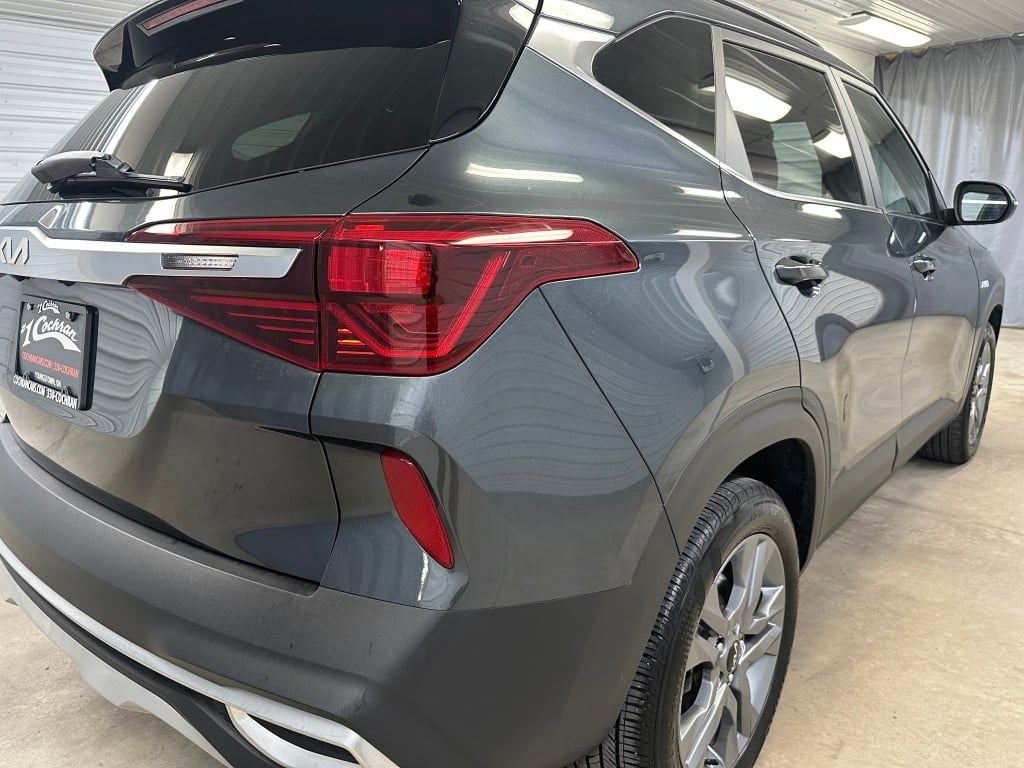 2023 Kia Seltos S photo 19