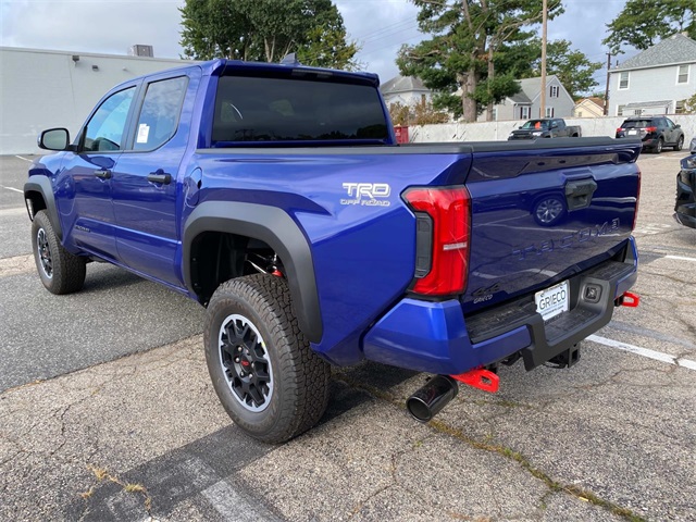 2025 Toyota Tacoma TRD Off-Road 4x4 Double Cab photo 3