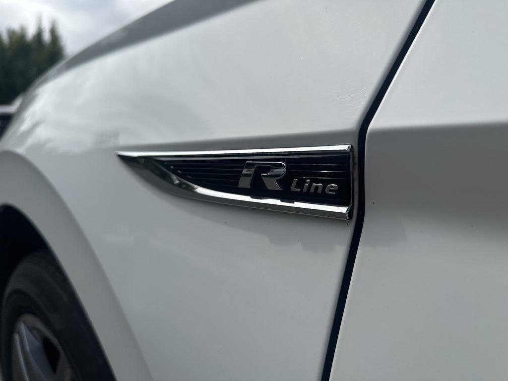 2019 Volkswagen Jetta R-Line photo 21
