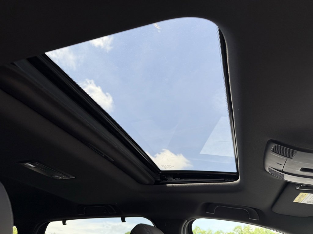 2023 Mazda CX-9 Signature photo 11