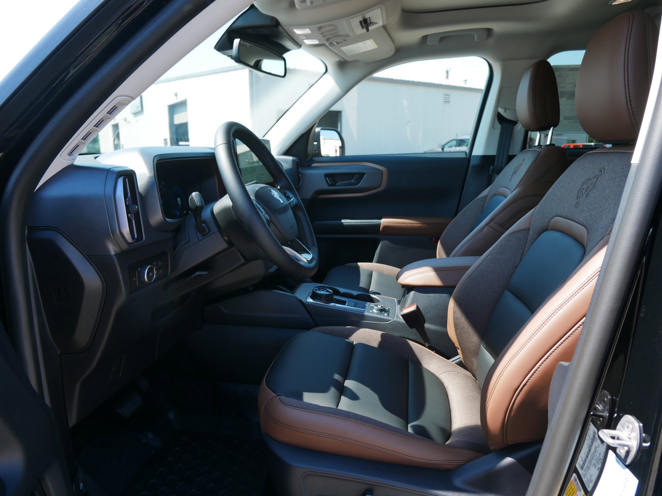 2025 Ford Bronco Sport Outer Banks photo 7