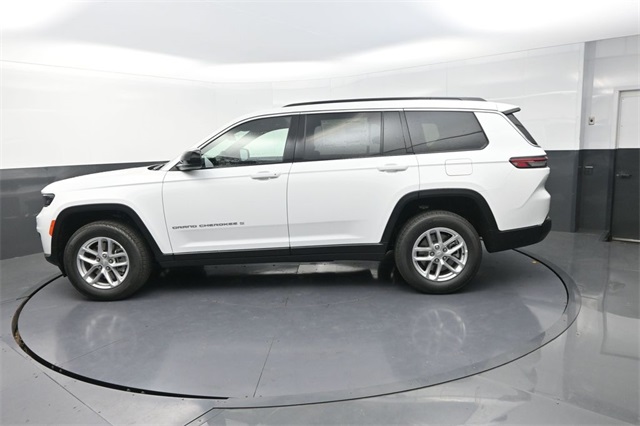 2025 Jeep Grand Cherokee Laredo X photo 4