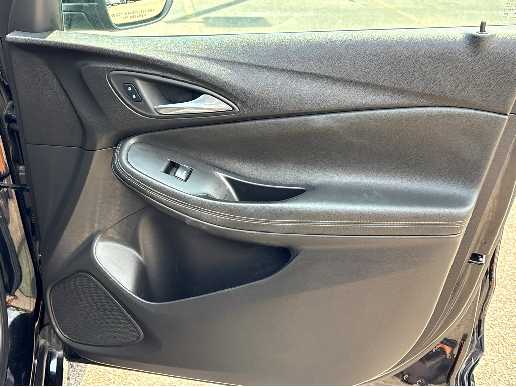 2024 Buick Encore GX Sport Touring photo 12