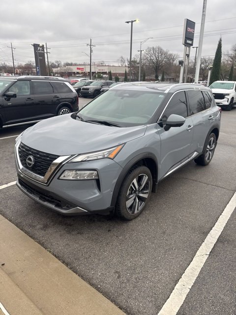 2022 Nissan Rogue SL photo 3