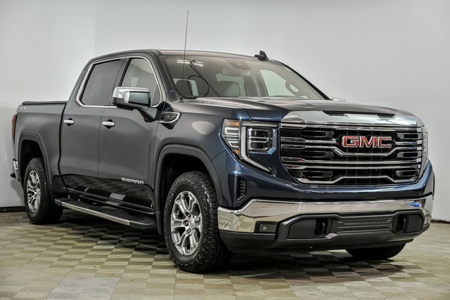 2023 GMC Sierra 1500 SLT's photo